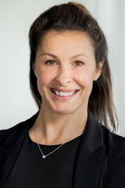 Keri Crooks's Instagram, Twitter & Facebook