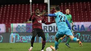 Sportiva salernitana have a goal kick. Prjx7fihd7 Z5m