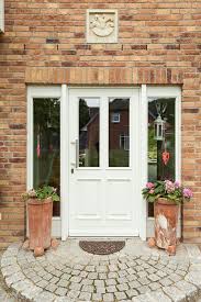 Haustur Landhaus Seitliche Fenster Haustur Landhaus Hausturen Landhausstil Landhaus Aussenbereich