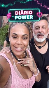 Agora é real oficial! 🪩✨ As fotos oficiais do #TeamSilviaeAndre estão  entre nós — e, como sempre, lindíssimos e cheios de sintonia! ⏰ A contagem  regressiva tá quase zerando… preparados pra acompanhar