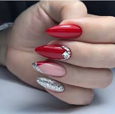 Rojo es el color de amor y pasión!! Pin De Ingrid Rossana En Nogti Manicura De Unas Unas De Acrilico Elegantes Unas De Gelish Decoradas