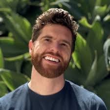 Jonelle Roman's Instagram, Twitter & Facebook