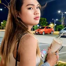 Anne Pacheco's Instagram, Twitter & Facebook