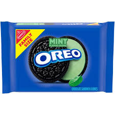 The world's favorite cookie since 1912. Oreo Mint Flavored Creme Chocolate Sandwich Cookies Family Size 20 Oz Walmart Com Walmart Com
