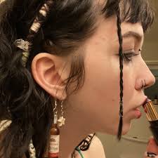 Stream 1moodypeach music