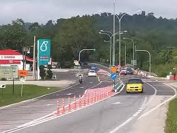 PETRONAS ( Jeli, Kelantan )