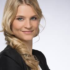 Carole Kaufmann's Instagram, Twitter & Facebook