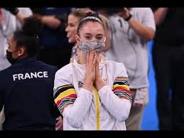 Defending world champion nina derwael practices her uneven bars routine in podium training at the stuttgart 2019 worlds. 7eqvoovzlbzchm