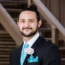 Aaron Hammack's Instagram, Twitter & Facebook