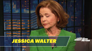 Jessica walter, an accomplished actress who starred on the hit show arrested development, has jessica walter in 2013credit: Jessica Walter Teaches Seth The Lucille Bluth Wink Youtube