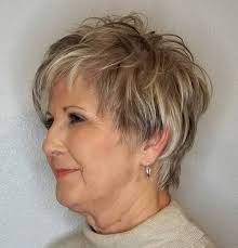 For short gray hair, stacked layers cut from the middle of the back to the nape of the neck are a great way to add volume and texture. 20 Youthful Shaggy Hairstyles For Fine Hair Over 50