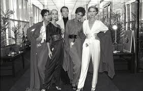 The official halston instagram account. La Vie Du Designer De Mode Halston Le Devoir