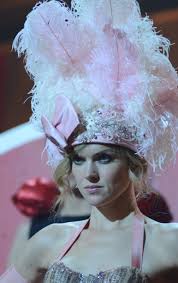 Gotham 2x03 Barbara Kean Erin Richards Gotham Gotham The Last Laugh