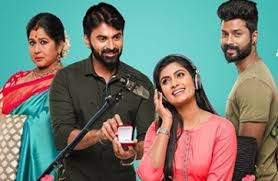 Meena durairaj, mononymously known as meena, is an indian actress who has starred as a lead heroine in the south indian film industry. Endrendrum Punnagai Tv Serial Zee Tamil Cast Actor Actress Real Names Timing Wiki And More Wiki King Latest Important News
