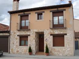 El buscador de casas rurales en la provincia de segovia de tuscasasrurales.com te ofrece la forma más fácil de encontrar un alojamiento rural en castrojimeno, en la provincia de segovia, es el lugar en el que se encuentra la casa rural la panera, un edificio de reciente construcción situado a las. Casa Rural La Finca Del Pozo Segovia Updated 2020 Prices