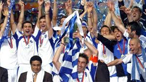 Ακούμε τις ανάγκες σας, επενδύουμε στην εξυπηρέτησή σας! San Shmera 4 Ioylioy 2004 H E8nikh Ellados Stefetai Prwta8lhtria Eyrwphs Sto Podosfairo Ellada Thepressroom Gr