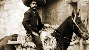 Emiliano zapata juntó a otros revolucionarios formaron el ejército de liberación del sur y después fue el líder indisputable del grupo. 10 Cosas Que No Sabias De La Vida De Emiliano Zapata