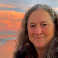 Mike Reusch's Instagram, Twitter & Facebook