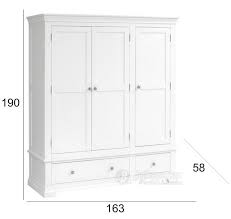 Bahan utama pembuatan produk furniture lemari pakaian minimalis ini memakai kayu mahogani perhutani. Ukuran Lemari Pakaian Minimalis Pintu 3 Update Terlengkap