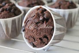 Bubuh coklat ganache makin menyengat rasa coklat cupcake. Super Easy Rich Chocolate Chips Muffin Azie Kitchen