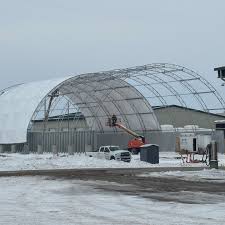 🚧 Construction Update: New Salt Barn! 🚧 The new salt barn at the  Fairfield County Engineer's Office is coming along great! 🏗️ With the  foundation and structure in place, the engineers are