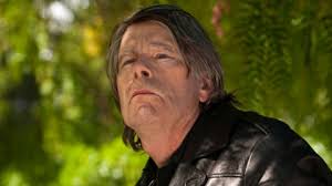 Having also published work under the pseudonym richard bachman, king's first horror novel, carrie, was a huge success. All 24 Stephen King Cameos From It 2 To The Simpsons Gamespot