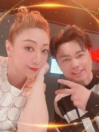 郭燕燕- 早安啊…朋友们，又到了快乐的星期六，提醒一下，今晚有帅哥哦…..🤭🥰🥰 #郭燕燕yenz #Astro经典名曲歌唱大赛2023