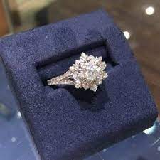 Enchanted Disney Elsa 5 8 Ct T W Diamond Snowflake Engagement Ring In 14k White Gold Zales Snowflake Engagement Ring Engagement Rings Pretty Rings