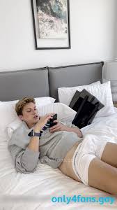 Valsplace – Jerk off