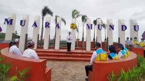 Landscape Paris di Muara Sungai Mundu Cirebon