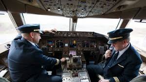 Semua kapten a320 di airasia memiliki gaji pokok sekitar rp40,8 juta sebulan. Tak Kalah Berisiko Dari Pramugari Ternyata Segini Gaji Pilot Di Indonesia Yakin Gak Tergiur Sriwijaya Post