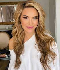 Unite Haircare On Instagram Hairbybradleyleake Used Our Expanda Dust To Add Root Volume To Chrishell St Bronde Hair Color Chrishell Stause Hair Bronde Hair