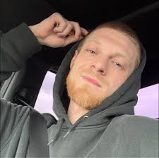 Should I start with PETG or PLA filament for 3D printing?