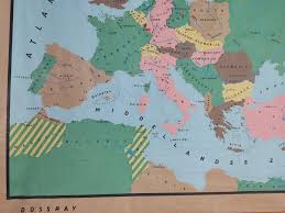 A Dutch map has been hanging on my wall for a long time. Apparently it  comes from a school, but there is no date. Can anyone find out the date of  it?