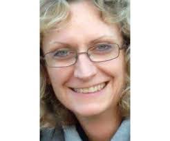 Diane Handley's Instagram, Twitter & Facebook