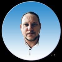 Michael Bloem's Instagram, Twitter & Facebook