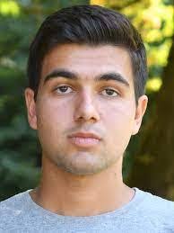 Blong Moua's Instagram, Twitter & Facebook