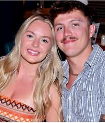 Summer cruisin with my bff💋