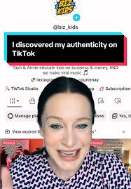 tash_courtenay (@tash_courtenay)