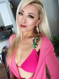 Meet and greet day at pho bar in Miami 💕 hope to meet yall here