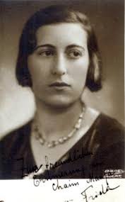 Masha Zhak and her mother Dina Kitt