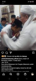 Ceramah terbaru tengku zulkarnain.suara azan aja jadi masalah di pemerintahan jokowi.ada. Ti8498cf1qid1m
