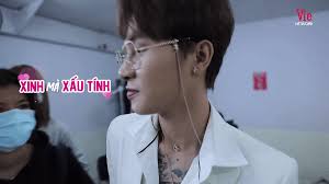 Jack liên tục khen Ninh Dương Lan Ngọc xinh dù bị troll tới bến, nhưng  khoảnh khắc vuốt tóc vũ công nhí mới làm fan bấn loạn