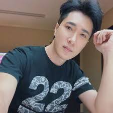 Dasmond Koh 许振荣- 日子过得真快。 请问，今天是几号了呀？❤️