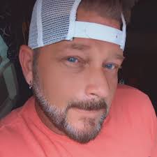 Looking for painter(inside) for multiple rooms. Suggestions?