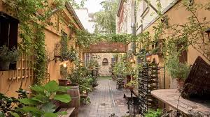 Restaurant Homepage Innenhof Deutsche Kuche Restaurant Deutsche Restaurants
