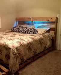 Try these 100 diy pallet bed frame ideas to inspire your daily pallet wood recycling to make easy pallet projects! Diy Pallet Bed Frame And Headboard 101 Pallets
