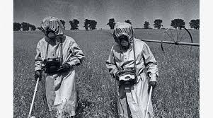 Pokazano tu w szczególności prace przy. Serhij Plochij Czarnobyl Historia Nuklearnej Katastrofy Licznik Geigera