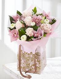 Collection Lilac Haze Gift Bag M S Flower Arrangements Amazing Flowers Floral Arrangements