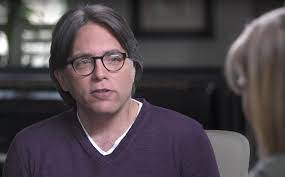 Keith raniere merupakan seorang wanita yang menjadi motivator perjudian yang sangat terkenal dimana dia sering memberikan kalimat motivasi mengenai perjudian untuk membuat. Nxivm Cult Leader Keith Raniere Accused Of Raping 12 Year Old Girl In Upstate Ny Syracuse Com